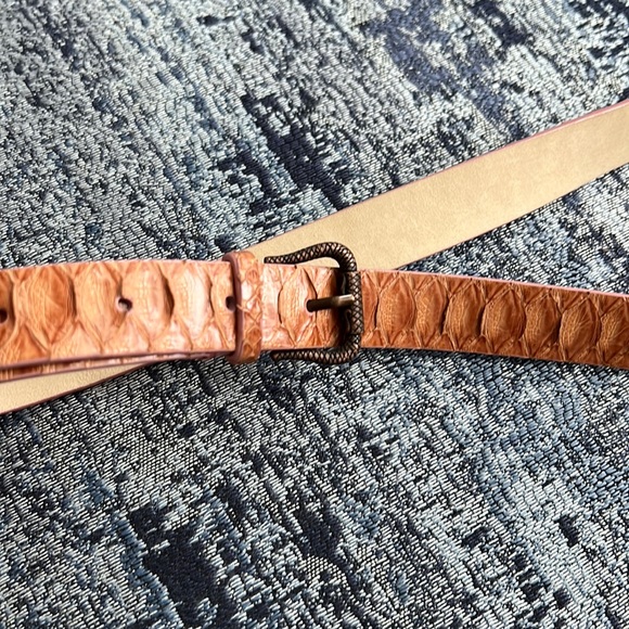 Genuine python snake skin belt by Elie Tahari. - Picture 1 of 3